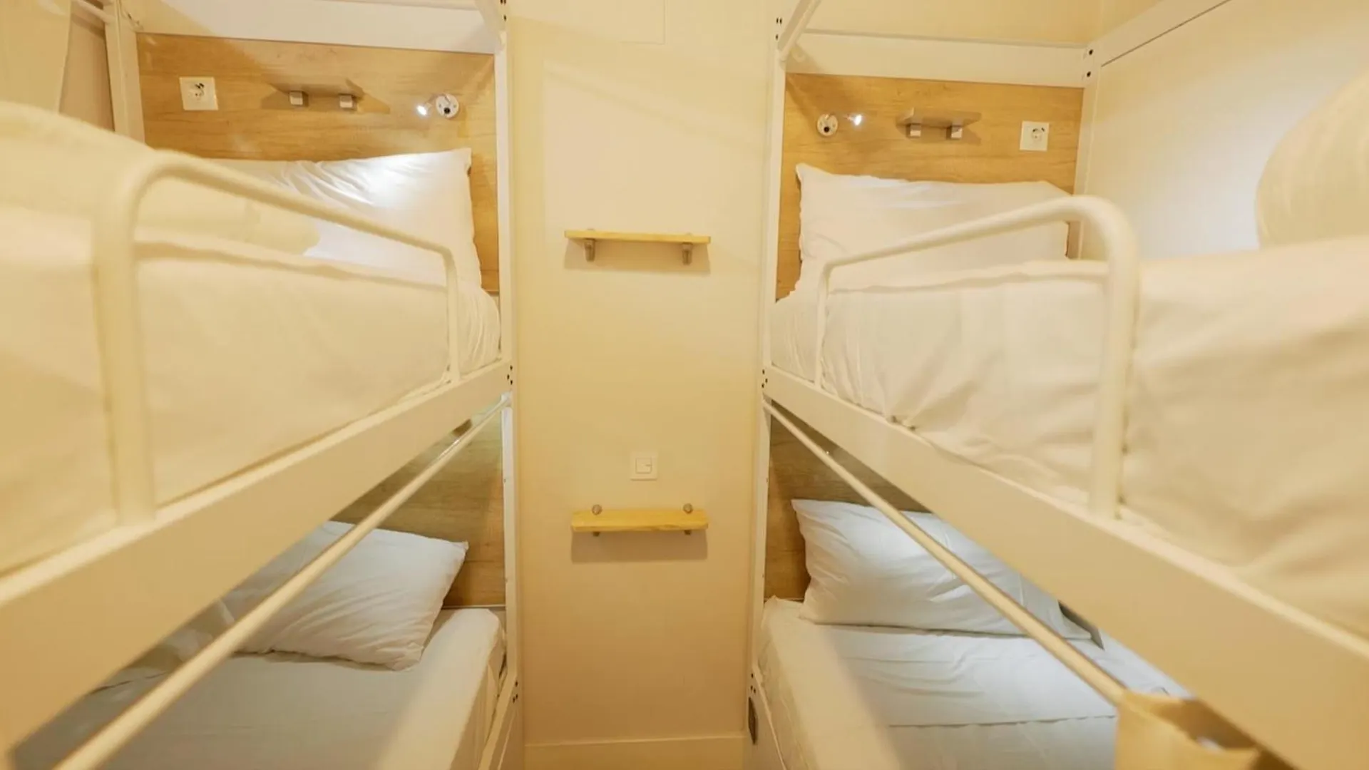4U Hostel Гранада
