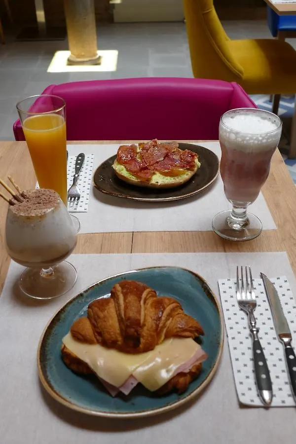 4U Hostel Granada Spain