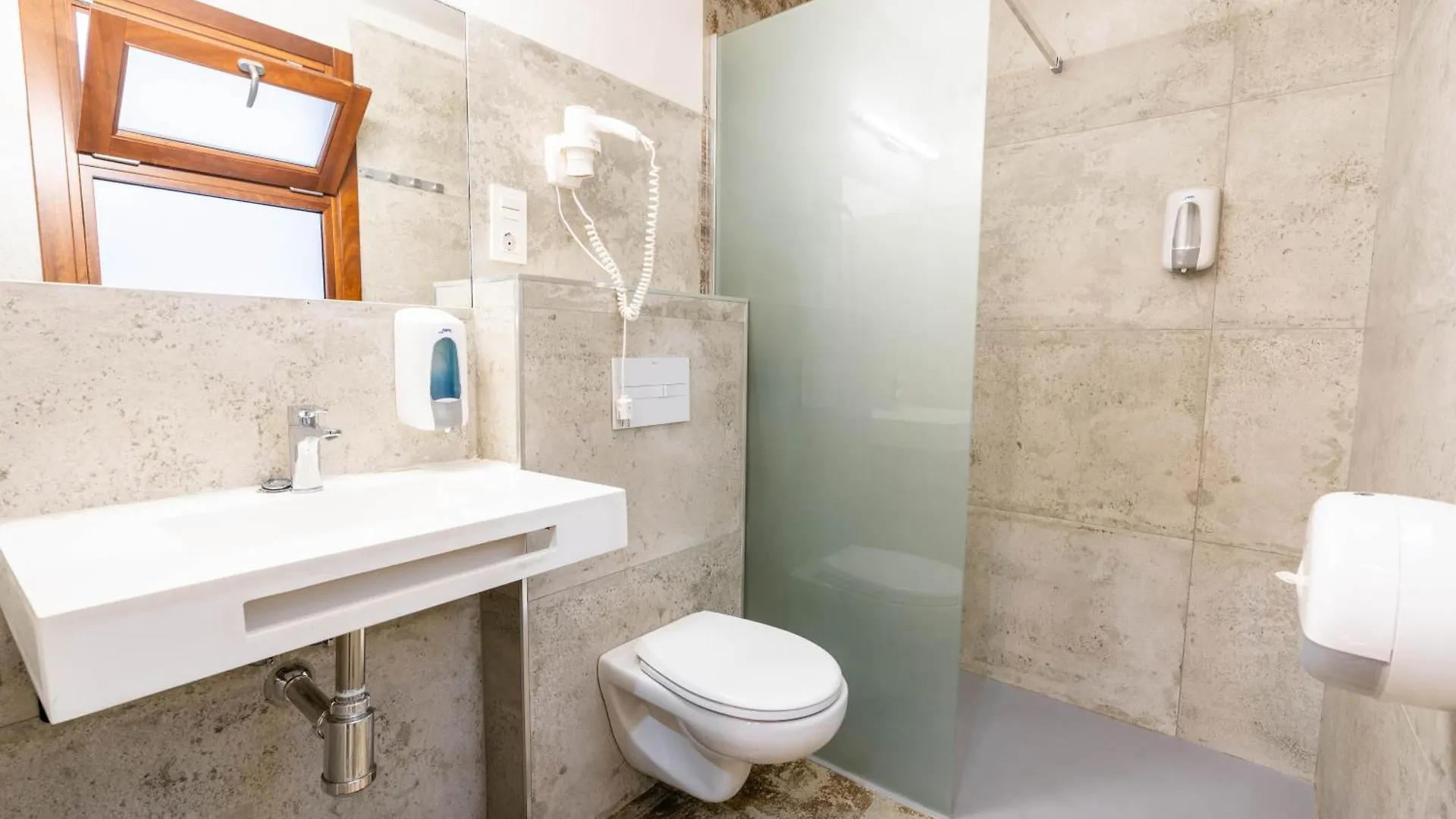 4U Hostel Granada