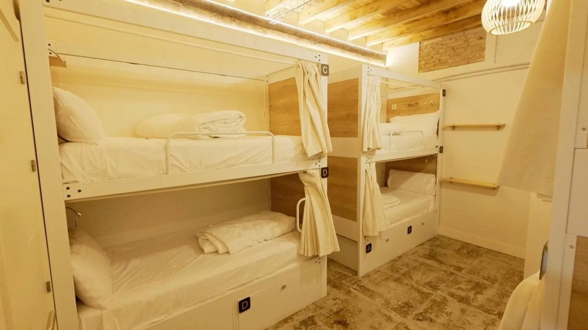 4U Hostel Granada
